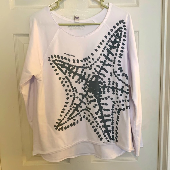 Tops - White starfish light sweater